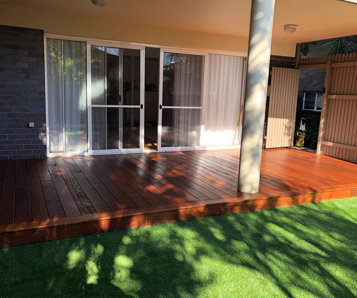 Manly Beach Deck and Fake Grass Project